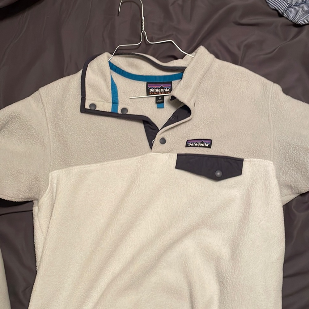 Patagonia pull over